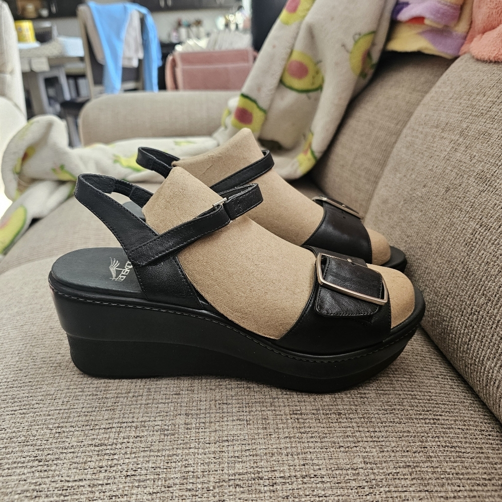 Dansko Sandals - Picture 4 of 7